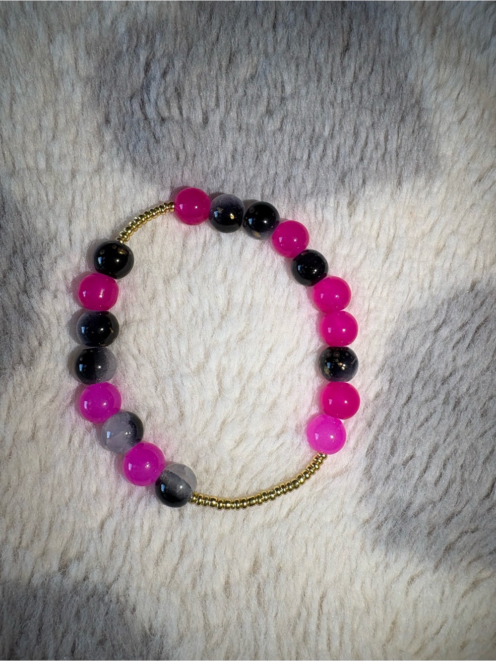 Bright Pink & Black Beaded Bracelet with Gold Accents